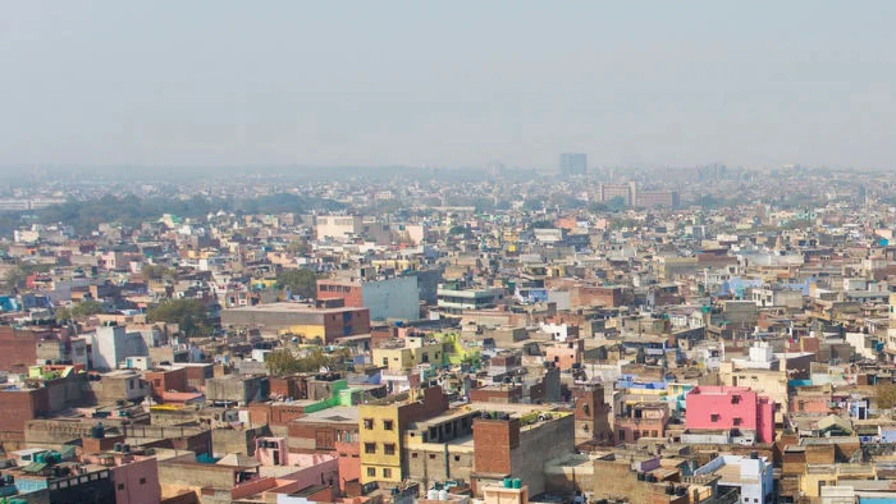 দিল্লির বাতাস খুবই অস্বাস্থ্যকর, ঢাকায় পরিস্থিতি কী?