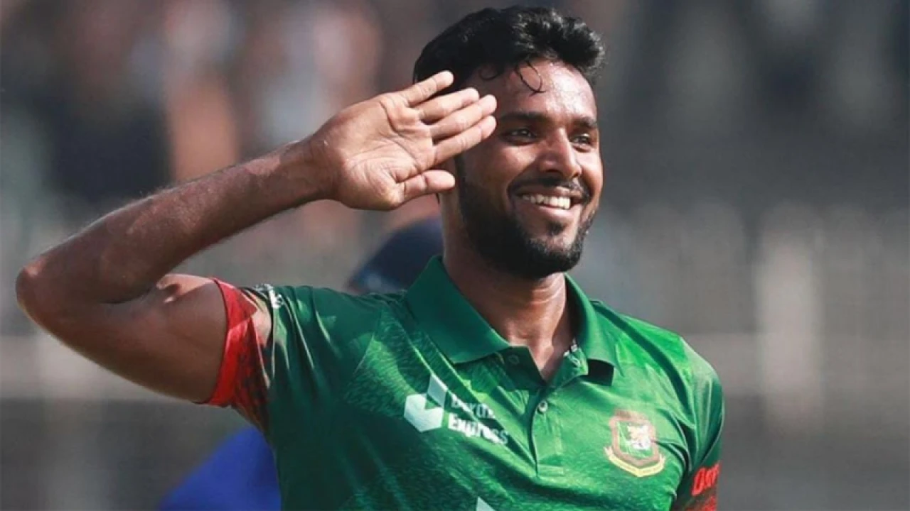 টি-টোয়েন্টি বিশ্বকাপ থেকে ছিটকে গেলেন এবাদত