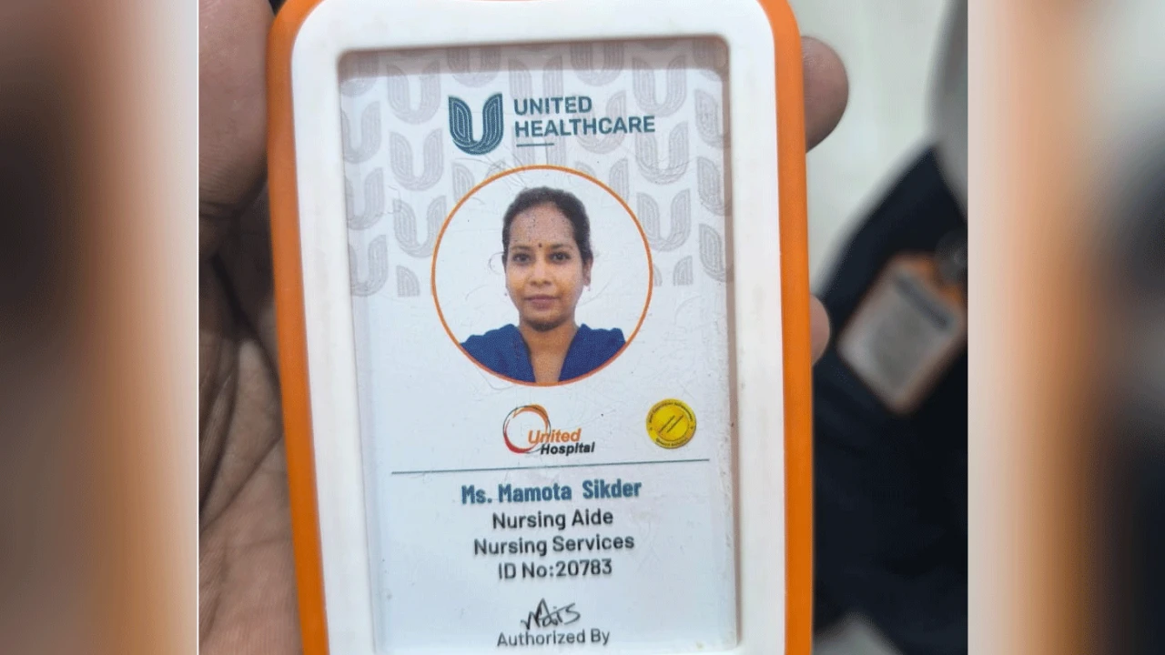 প্রাইভেটকারের ধাক্কায় ইউনাইটেড হাসপাতালের কর্মী নিহত