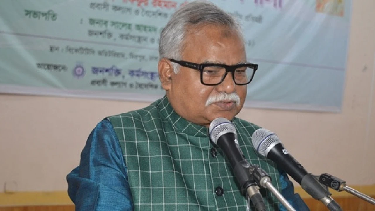 নতুন বছরে প্রবাসীদের স্মার্ট সেবা প্রদানের অঙ্গীকার: প্রবাসী কল্যাণ প্রতিমন্ত্রী