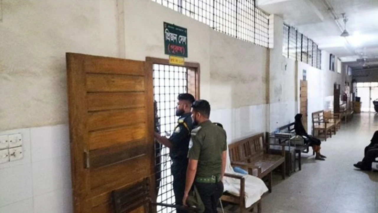 হাসপাতালের প্রিজন সেলে আসামির হাতে আসামি খুন