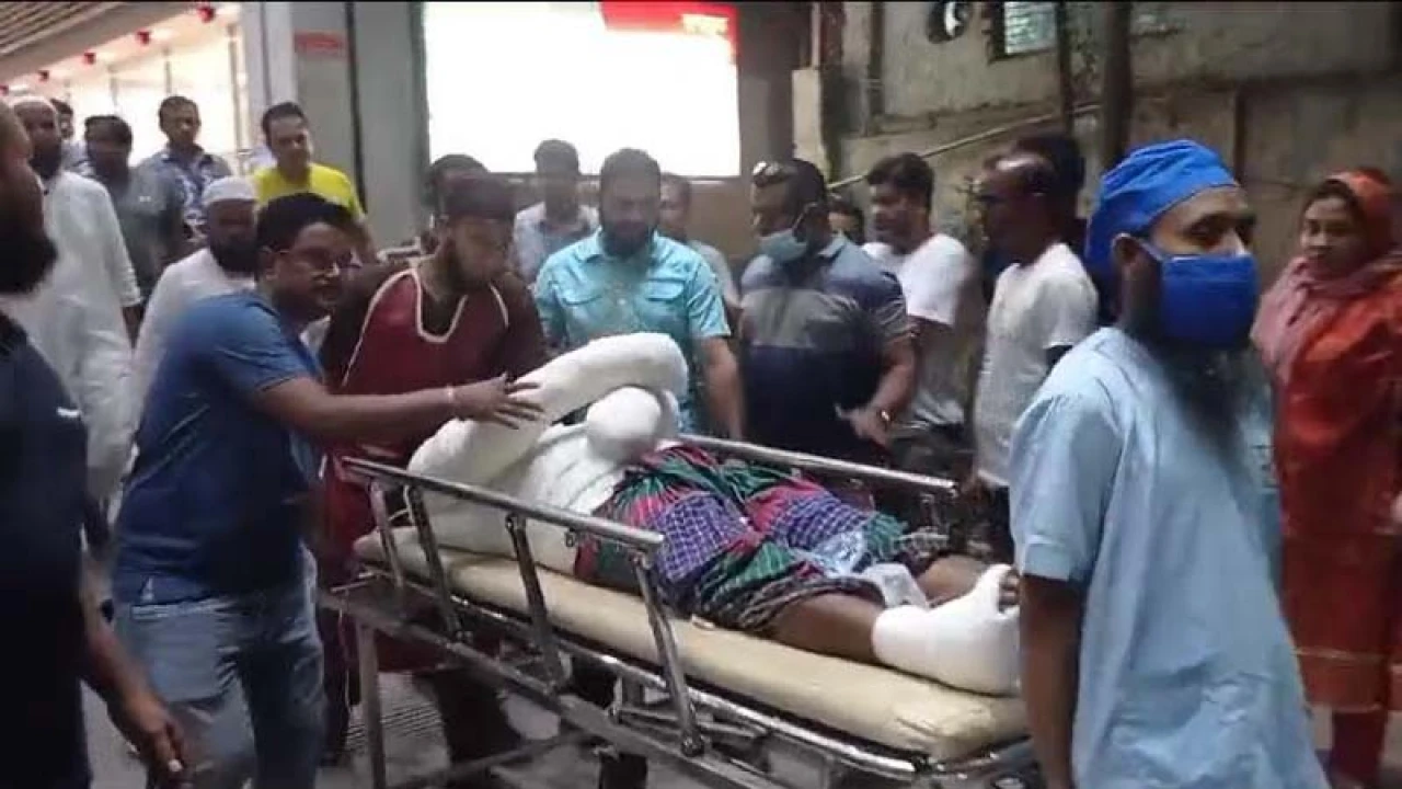 সাভারে এসি বিস্ফোরণে দগ্ধ ৩