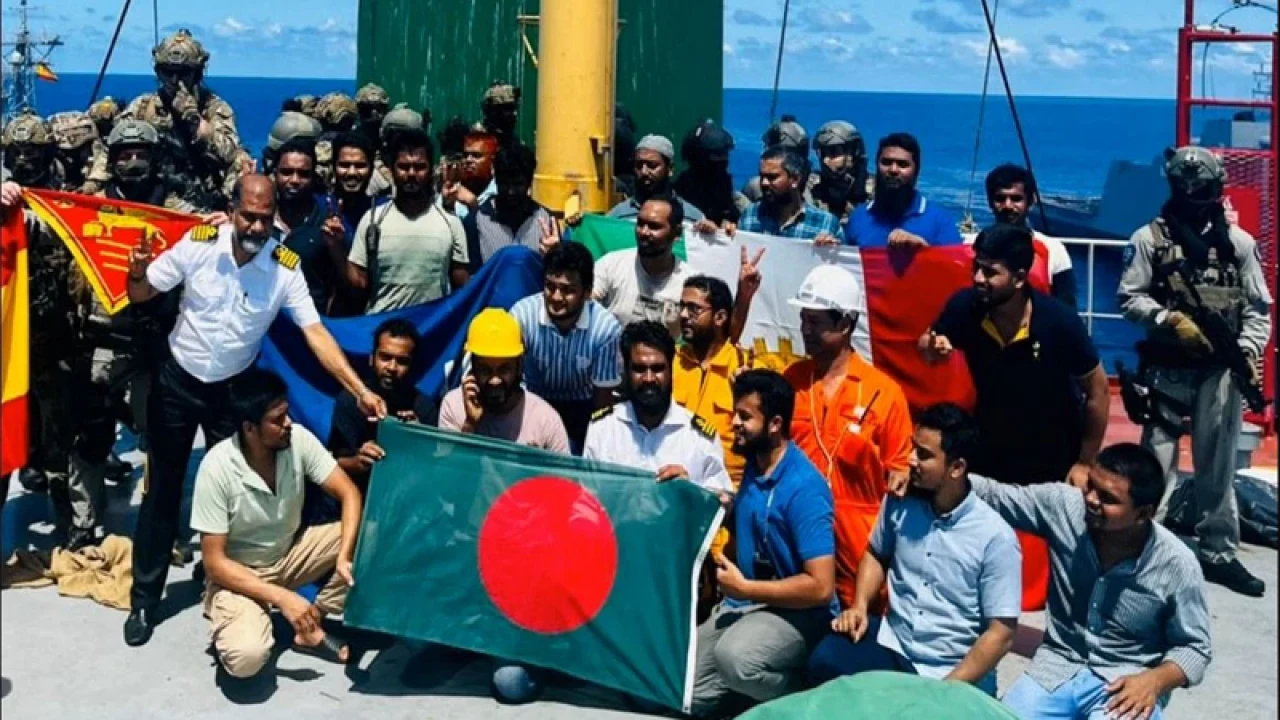 যেভাবে দেশে ফিরবেন এমভি আবদুল্লাহর ২৩ নাবিক