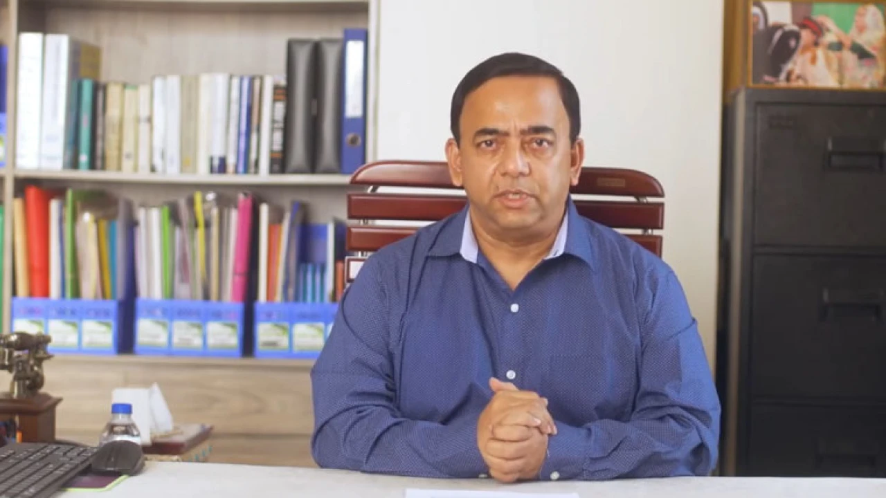 ফেসবুকে ঘোষণা দিয়ে যা জানালেন বেনজির আহমেদ (ভিডিও)