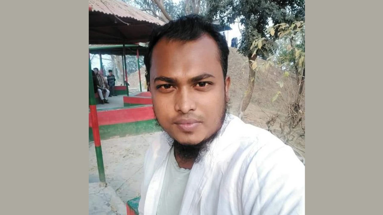 নরসিংদীতে হিটস্ট্রোকে আক্রান্ত হয়ে যুবকের মৃত্যু