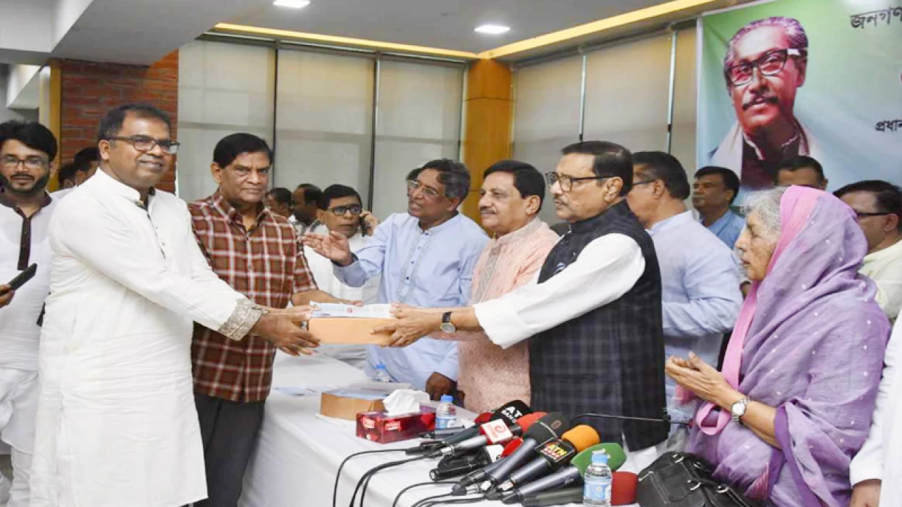 নির্বাচিত সরকারকে হটানোর চক্রান্ত চলছে: ওবায়দুল কাদের