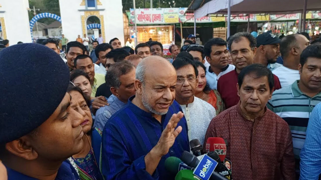 রেলের ভাড়া বাড়ানো হয়নি: রেলমন্ত্রী