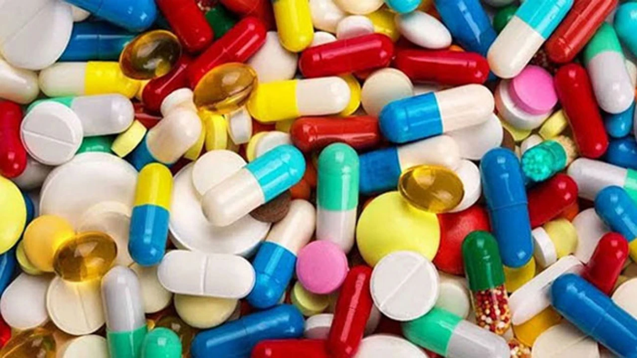 ওষুধের মূল্যবৃদ্ধি রোধকল্পে ব্যবস্থা নিতে হাইকোর্টের নির্দেশ