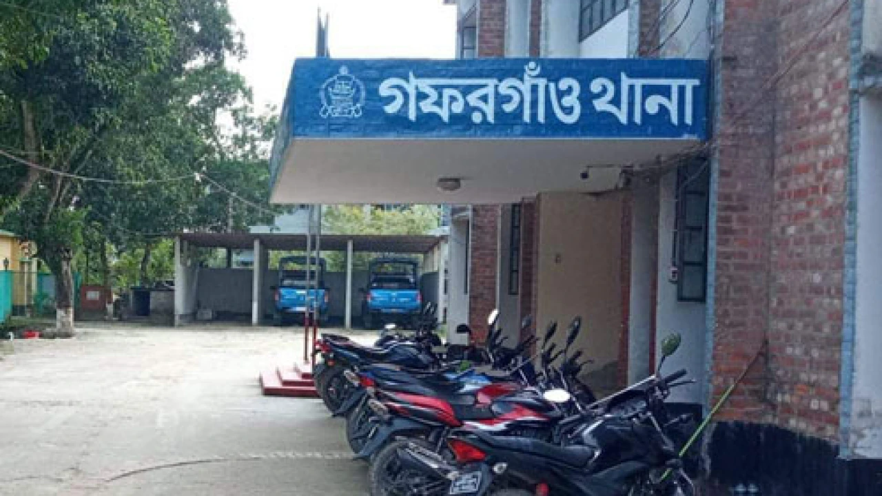 ৬ মাসের সাজা এড়াতে পলাতক ৭ বছর, অবশেষে গ্রেপ্তার