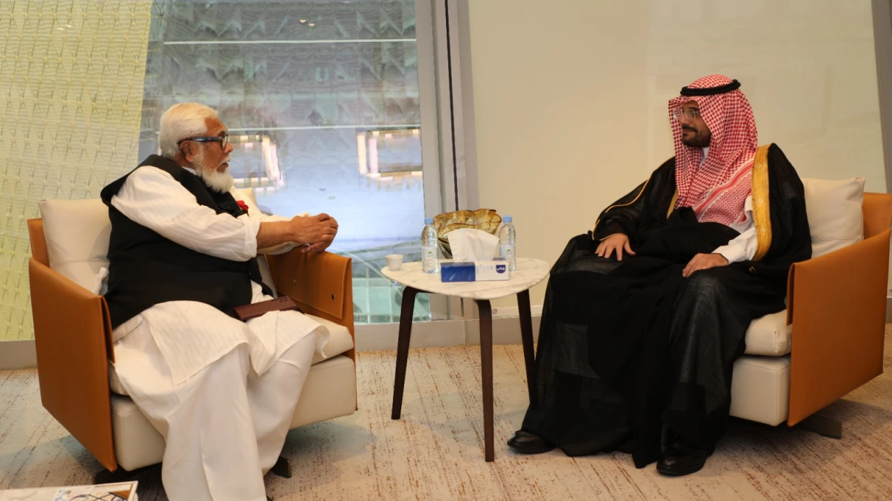 সালমান এফ রহমানের সঙ্গে সৌদির সহকারী জ্বালানি মন্ত্রীর বৈঠক