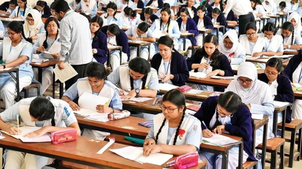 এসএসসির ফল প্রকাশের তারিখ ঘোষণা
