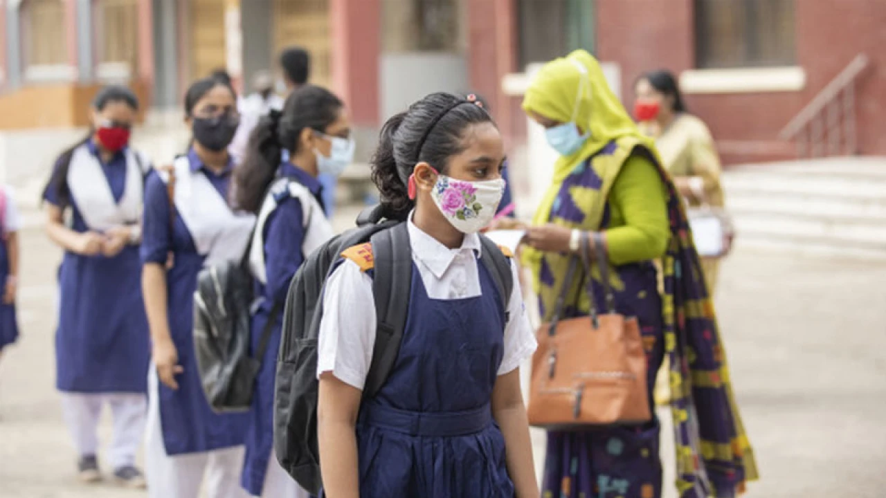 আজ ২৫ জেলায় স্কুল-কলেজ ও মাদ্রাসা ছুটি