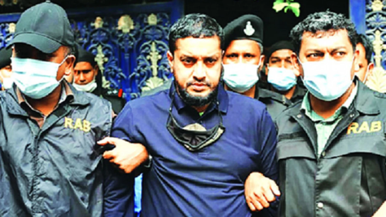 আরও এক মামলায় খালাস পেলেন ‘গোল্ডেন মনির’