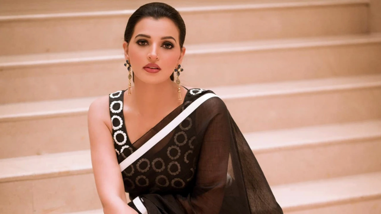 নতুন ব্যবসায় নামছেন চিত্রনায়িকা বর্ষা