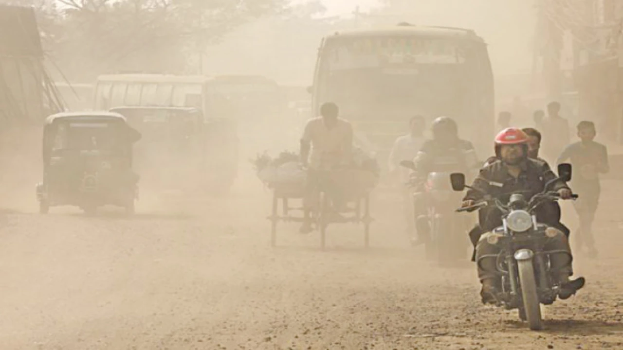 ছুটির দিনে ঢাকার বাতাস ‘অস্বাস্থ্যকর’