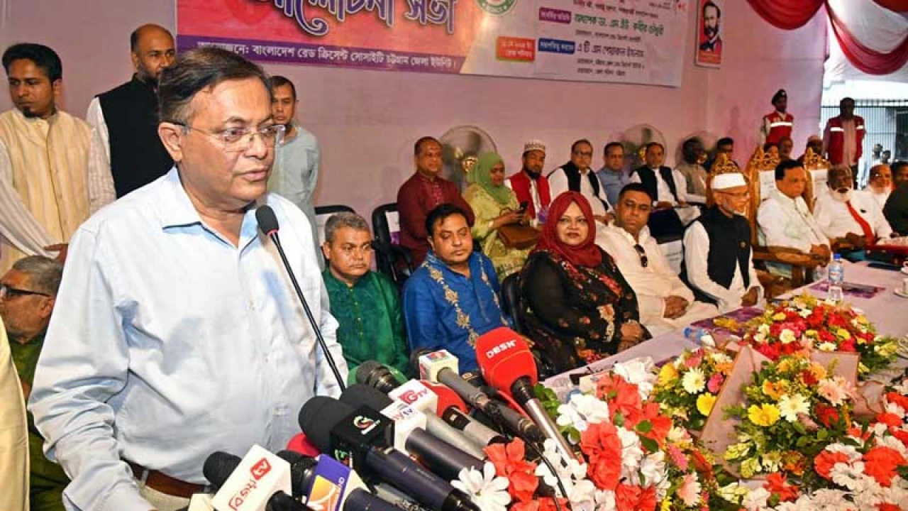 মাহমুদুর রহমান মান্নার কড়া সমালোচনা করলেন হাছান মাহমুদ