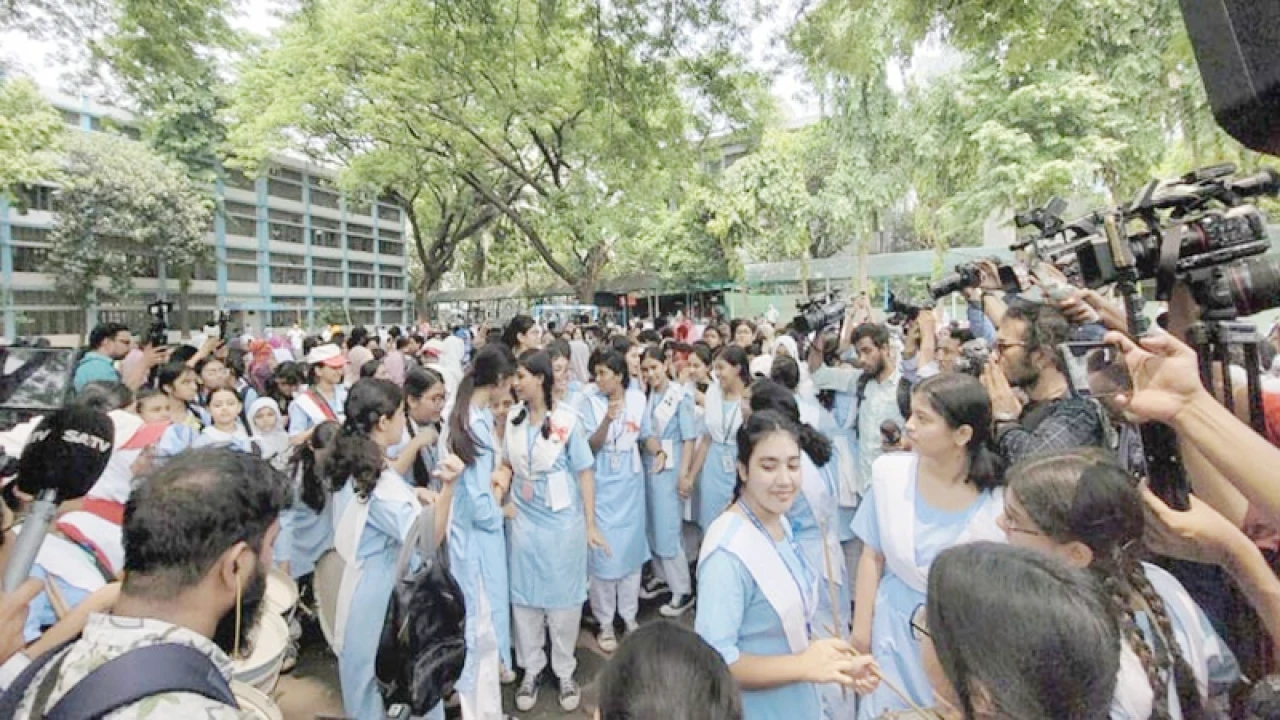 এ বছর জিপিএ-৫ কমেছে