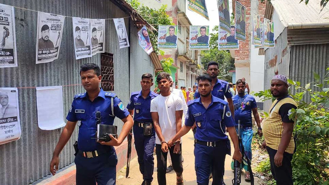 সোনারগাঁওয়ে জাল ভোট দেওয়ায় যুবকের কারাদণ্ড