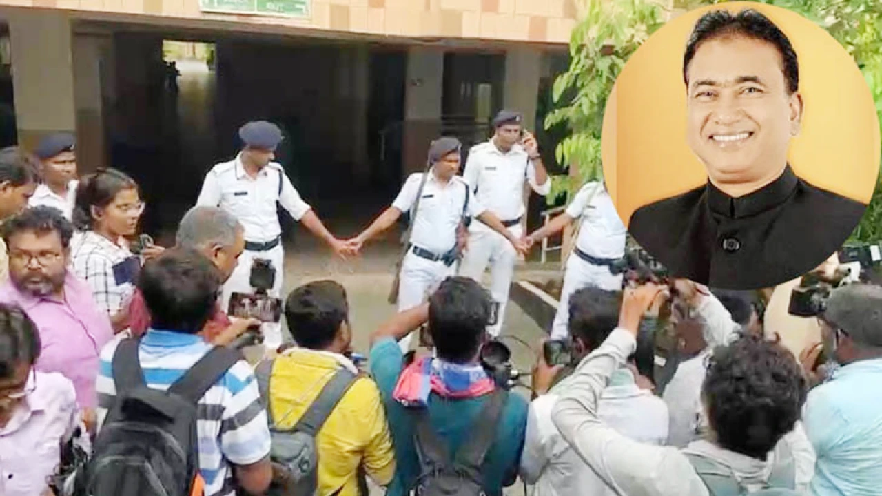 এমপি আনার হত্যা: অন্যতম সন্দেহভাজন সিয়াম কলকাতায় গ্রেপ্তার