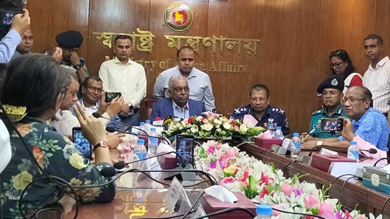 ভারতীয় গোয়েন্দাদের বাংলাদেশে এসে তদন্ত করার বিষয়ে কথাবার্তা চলছে: স্বরাষ্ট্রমন্ত্রী