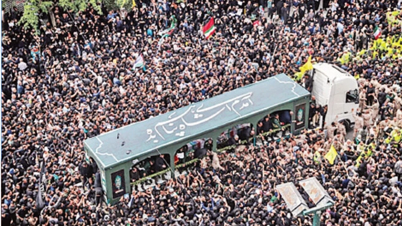 জন্মভূমিতে চিরনিদ্রায় শায়িত রাইসি