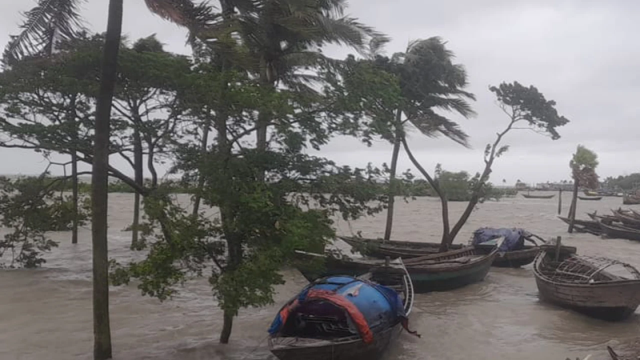 ঘূর্ণিঝড় রিমালের প্রভাবে চরফ্যাশনে নিম্নাঞ্চল প্লাবিত