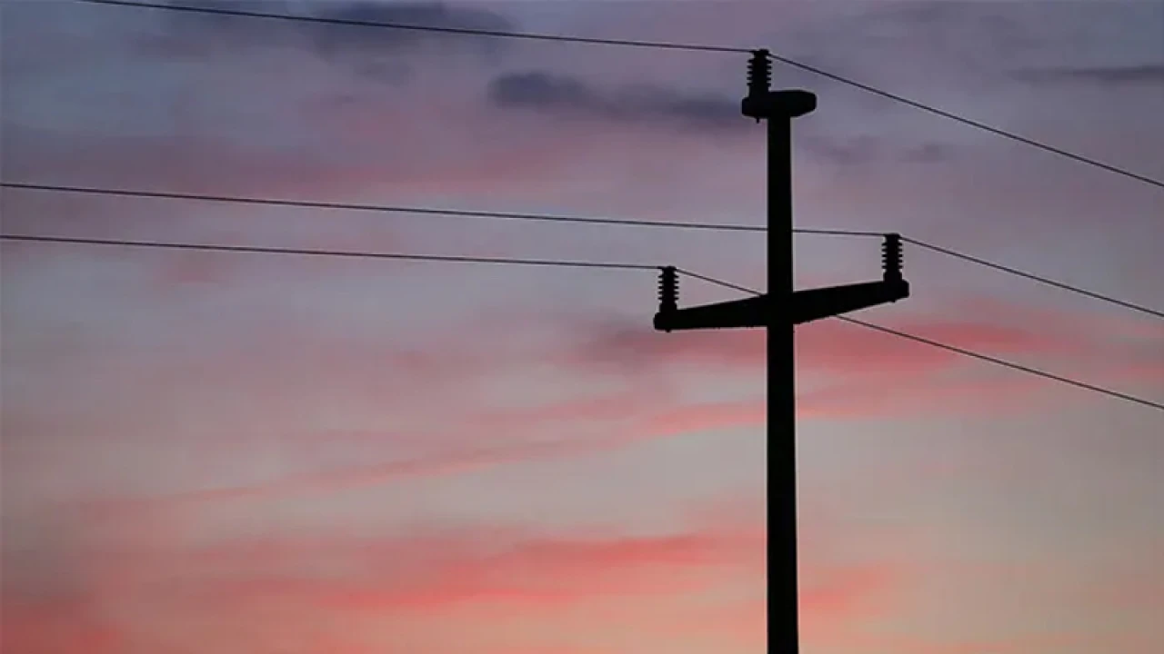 বিদ্যুৎ-বিচ্ছিন্ন ১ কোটি ২৫ লাখ মানুষ