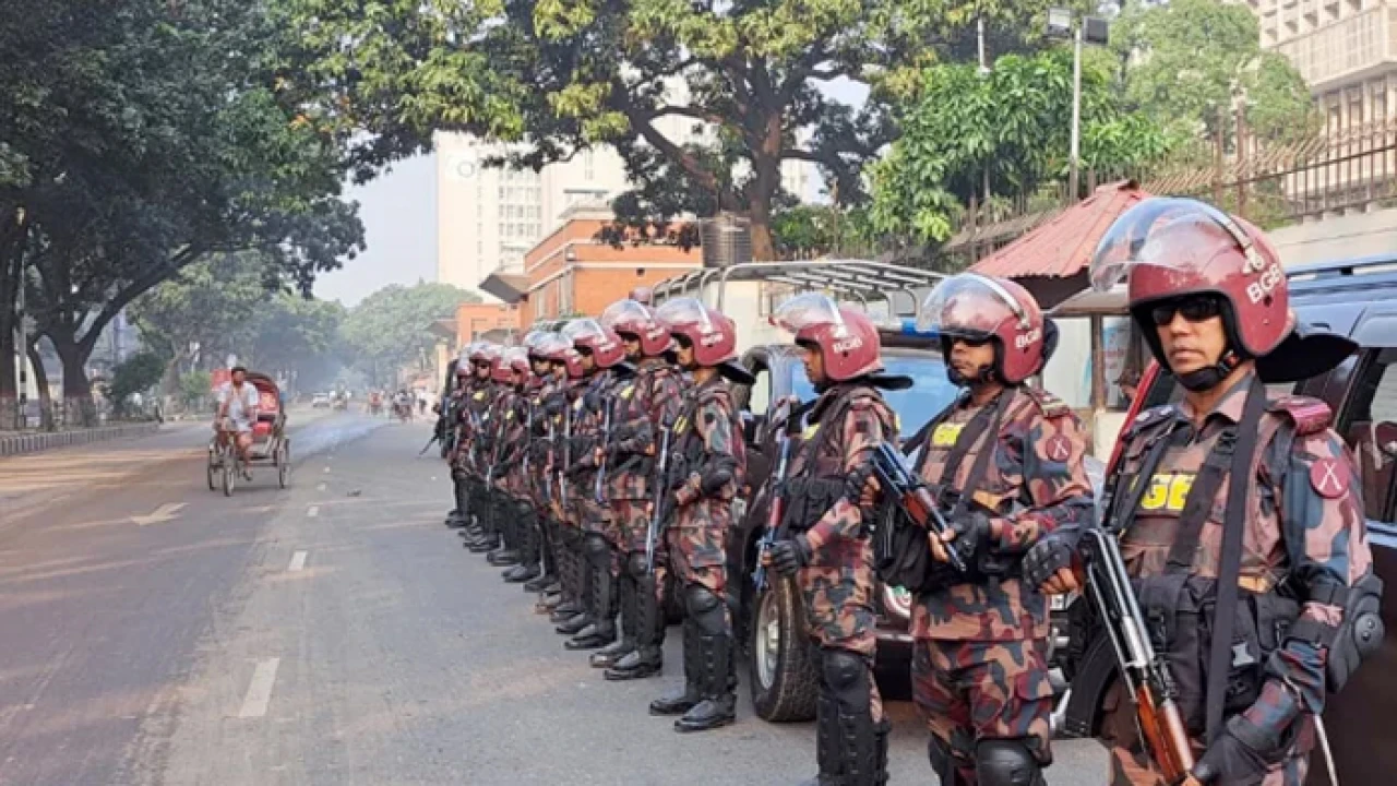 ৩০০ প্লাটুন বিজিবি মোতায়েন