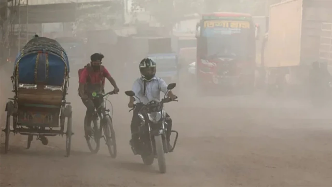 ঢাকার বাতাস আজ যেমন