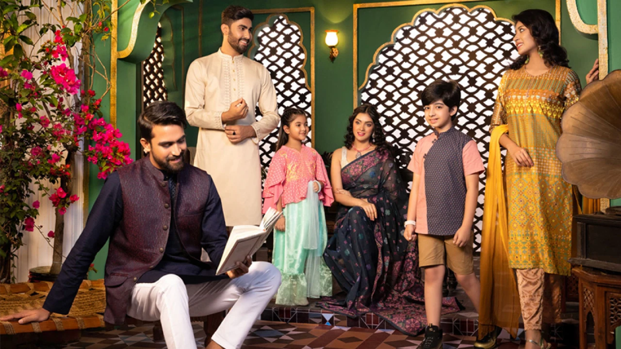 আভিজাত্যে মোড়ানো ‘সারা’র ঈদুল আজহার আয়োজন