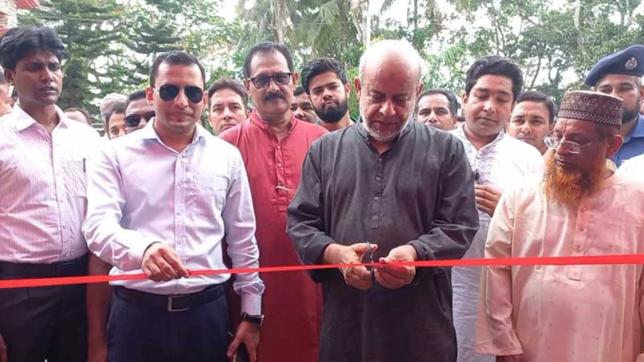 রেল বন্ধ রেখে বাসমালিকদের সুযোগ দেওয়া বিকৃত মানসিকতার পরিচয়: রেলমন্ত্রী