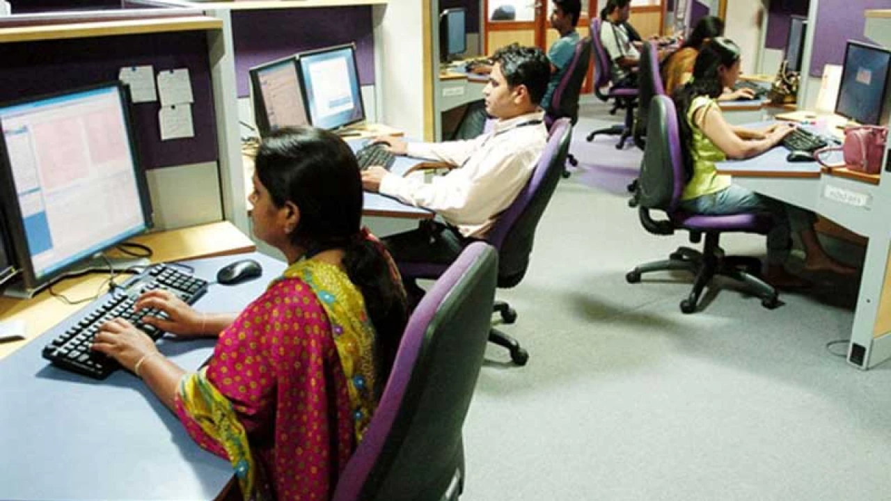 ঈদের পর নতুন সময়সূচিতে চলবে সরকারি অফিস