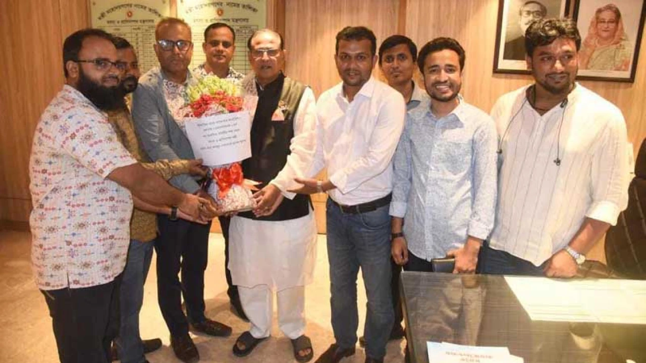 দেশের স্বার্থে প্রাণিসম্পদখাতকে গণমাধ্যমে তুলে ধরার আহ্বান প্রাণিসম্পদমন্ত্রীর