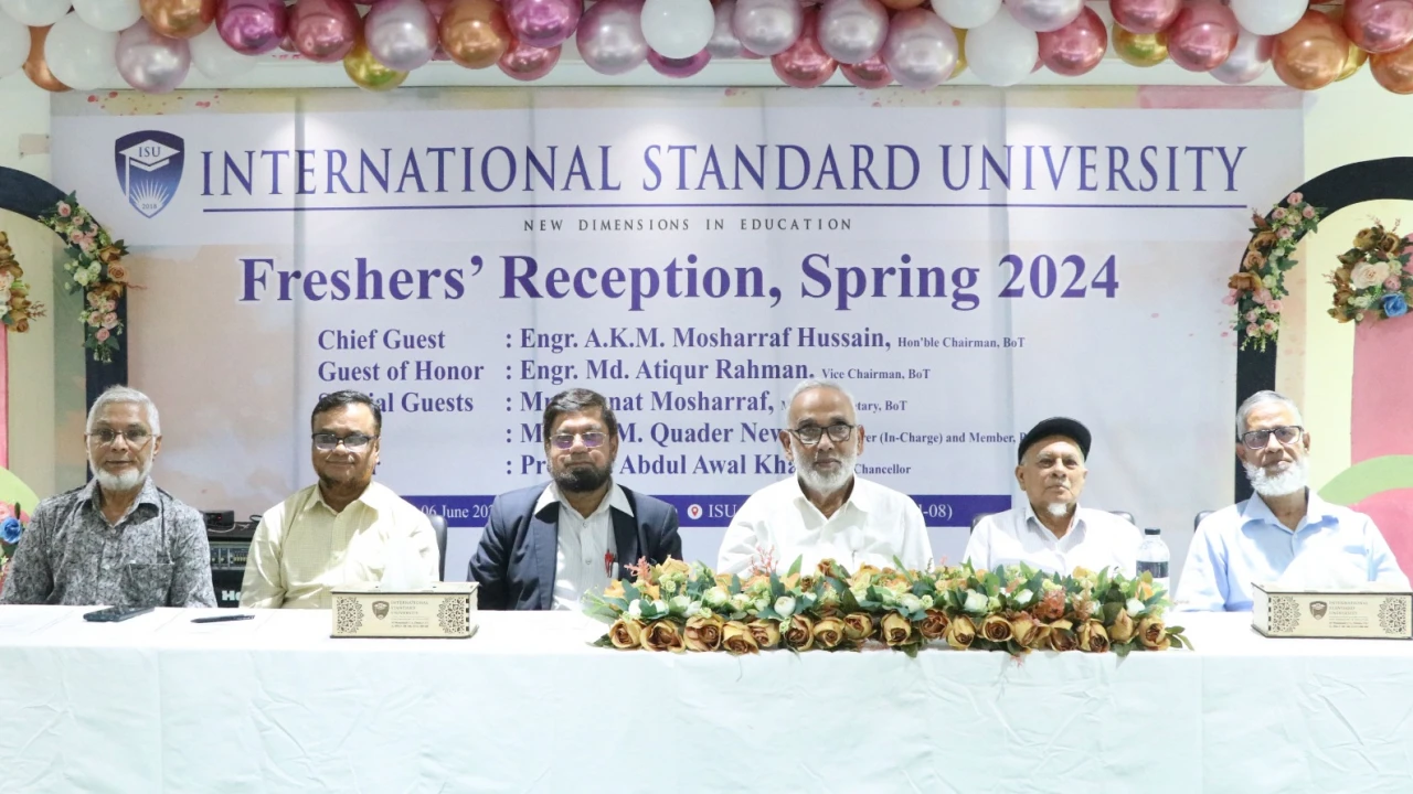 ইন্টারন্যাশনাল স্ট্যান্ডার্ড ইউনিভার্সিটিতে স্প্রিং সেমিস্টারের নবীনবরণ