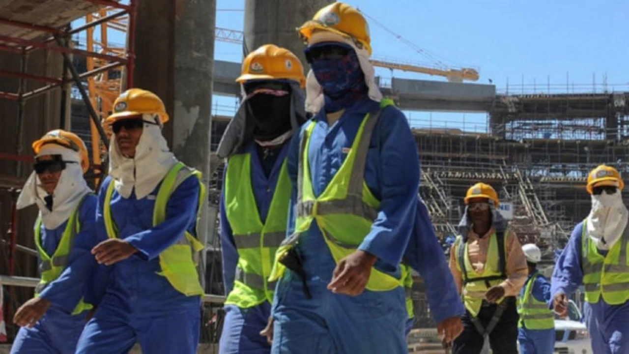 ৯৬ হাজার অবৈধ বাংলাদেশিকে বৈধতা দেবে ওমান