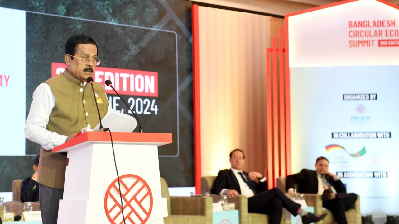 উন্নয়নের জন্য পরিবেশ ধ্বংস করতে চাই না: নানক