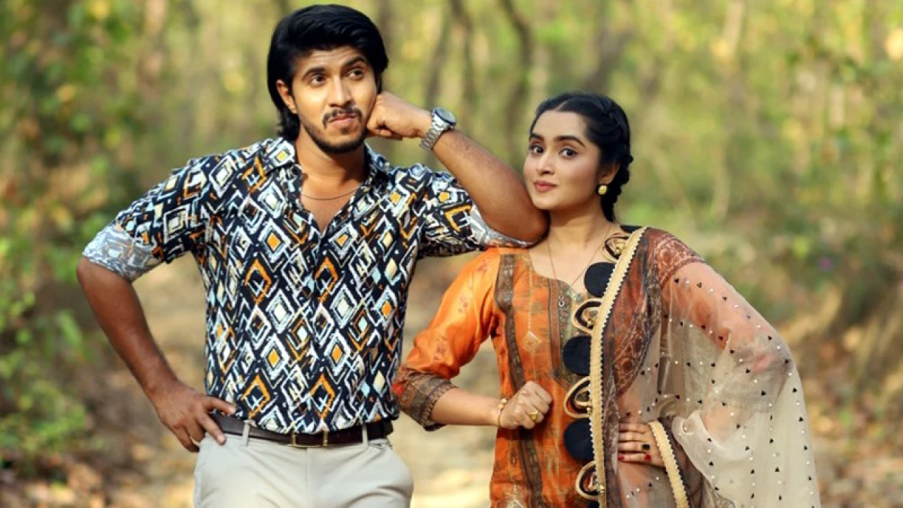 তাদের ঘরটাই যখন চিড়িয়াখানা!