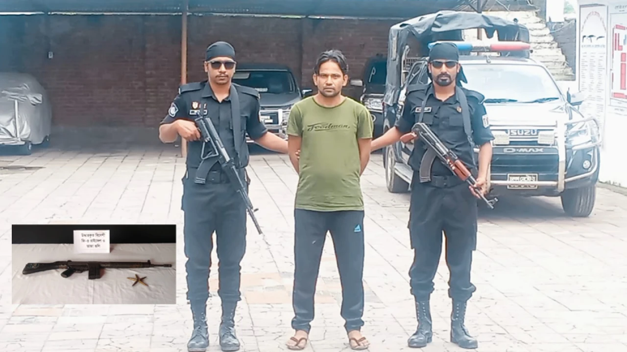 জি থ্রি রাইফেলসহ আরসা কমান্ডার গ্রেপ্তার