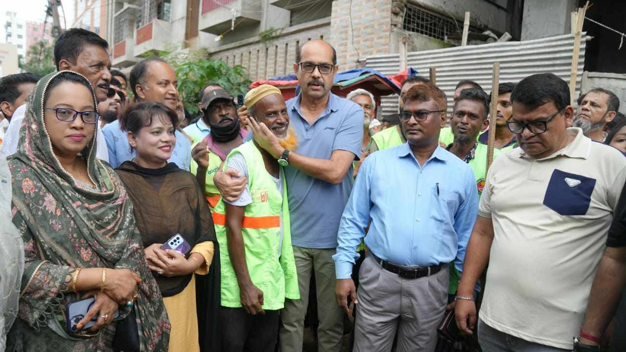 ‘কোরবানির বর্জ্য অপসারণে ১০ হাজারের অধিক কর্মী কাজ করবে’