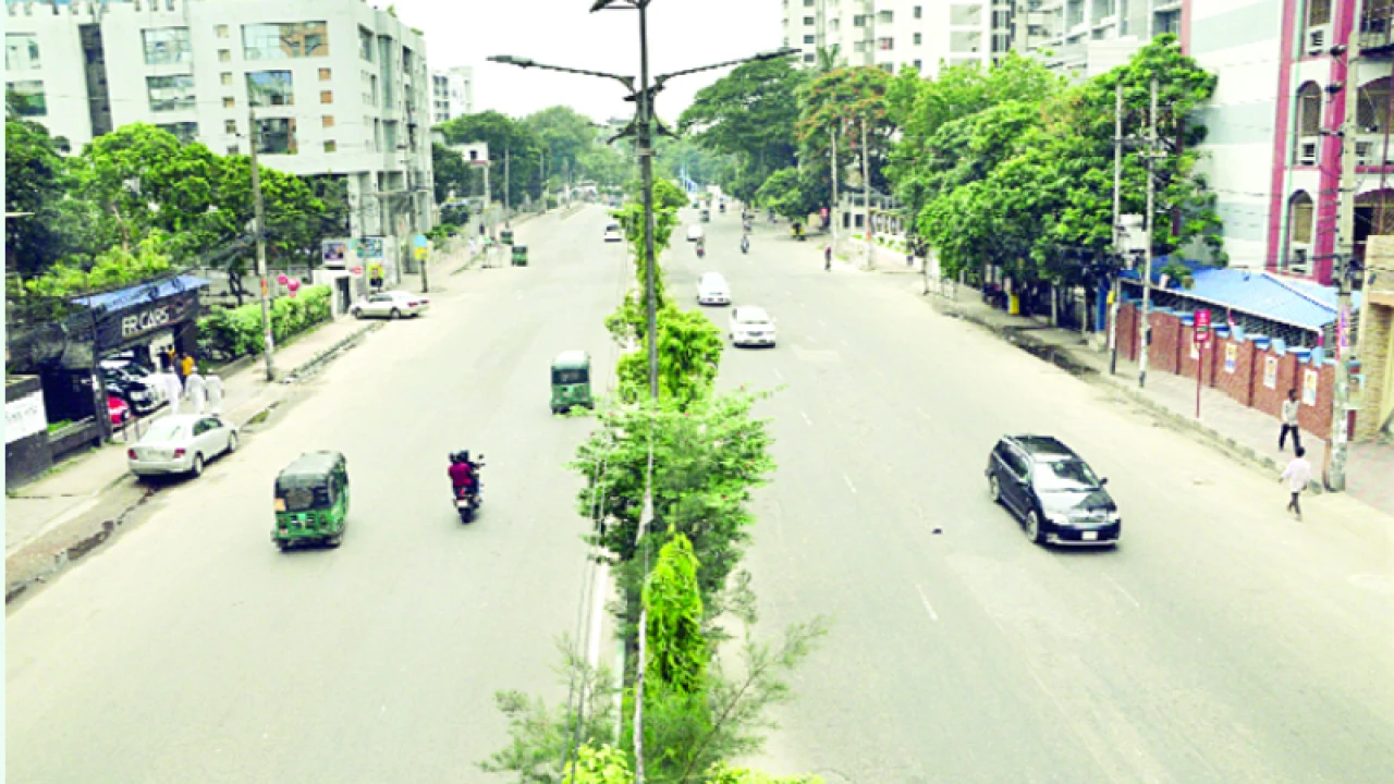 ঈদের ছুটিতে ফাঁকা ঢাকার নিরাপত্তায় ১৭ পদক্ষেপ