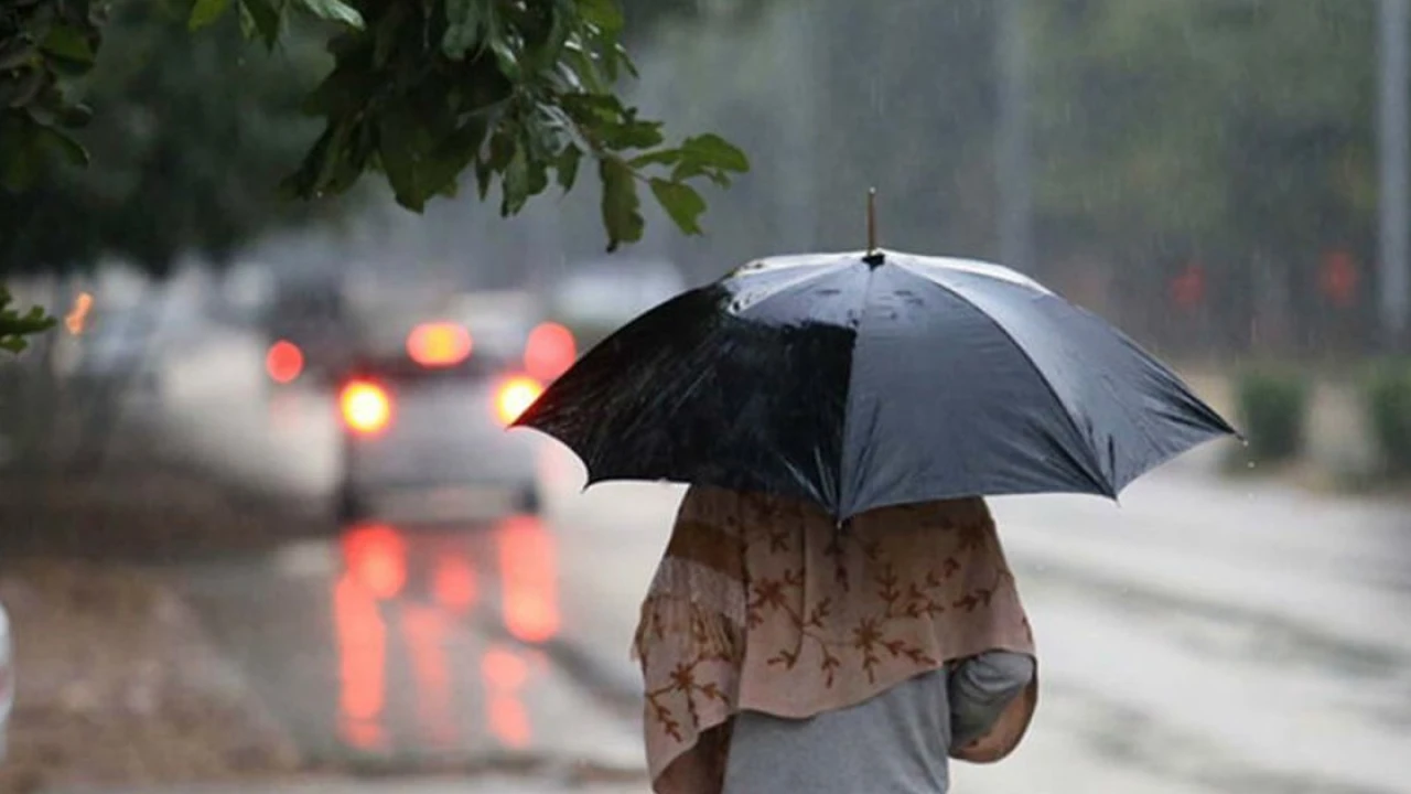 তিন বিভাগে ভারী বৃষ্টির পূর্বাভাস