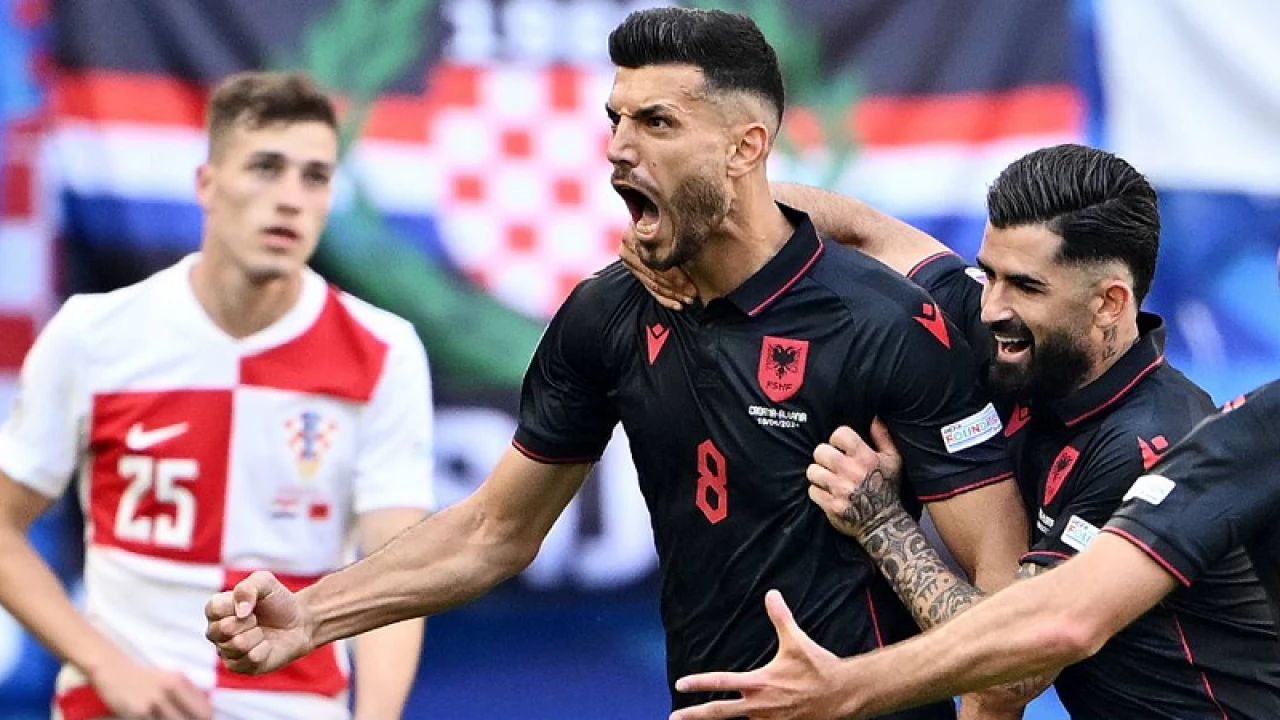 প্রথম ম্যাচে হারের পর আলবেনিয়ার সঙ্গে ড্র, বিপদে ক্রোয়েশিয়া