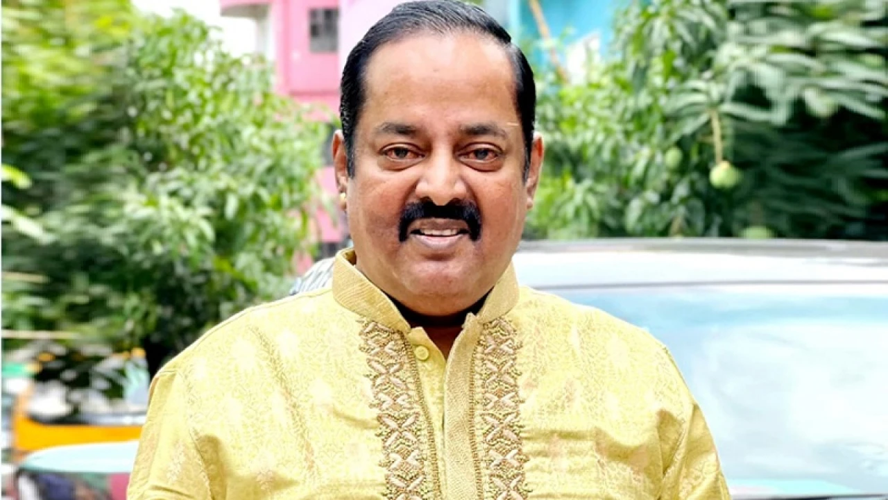 শিল্পীদের ১০ লাখ টাকা ঈদ উপহার দিলেন ডিপজল