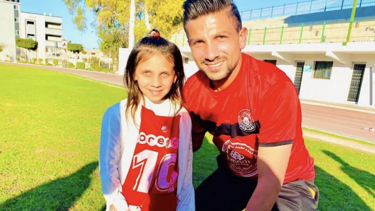 ইসরায়েলের বিমান হামলায় পরিবারসহ ফুটবলার নিহত