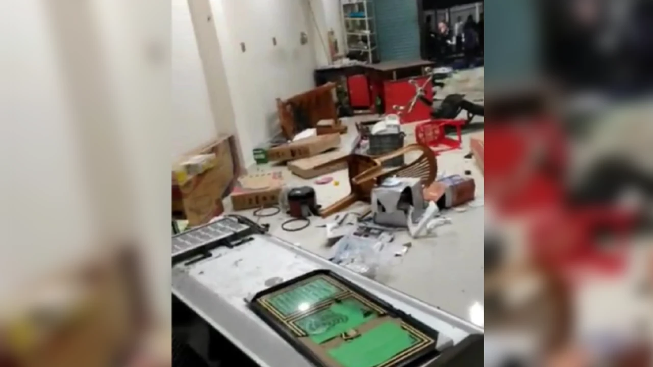 পাংশায় আওয়ামী লীগের দুগ্রুপের সংঘর্ষে আহত ২০