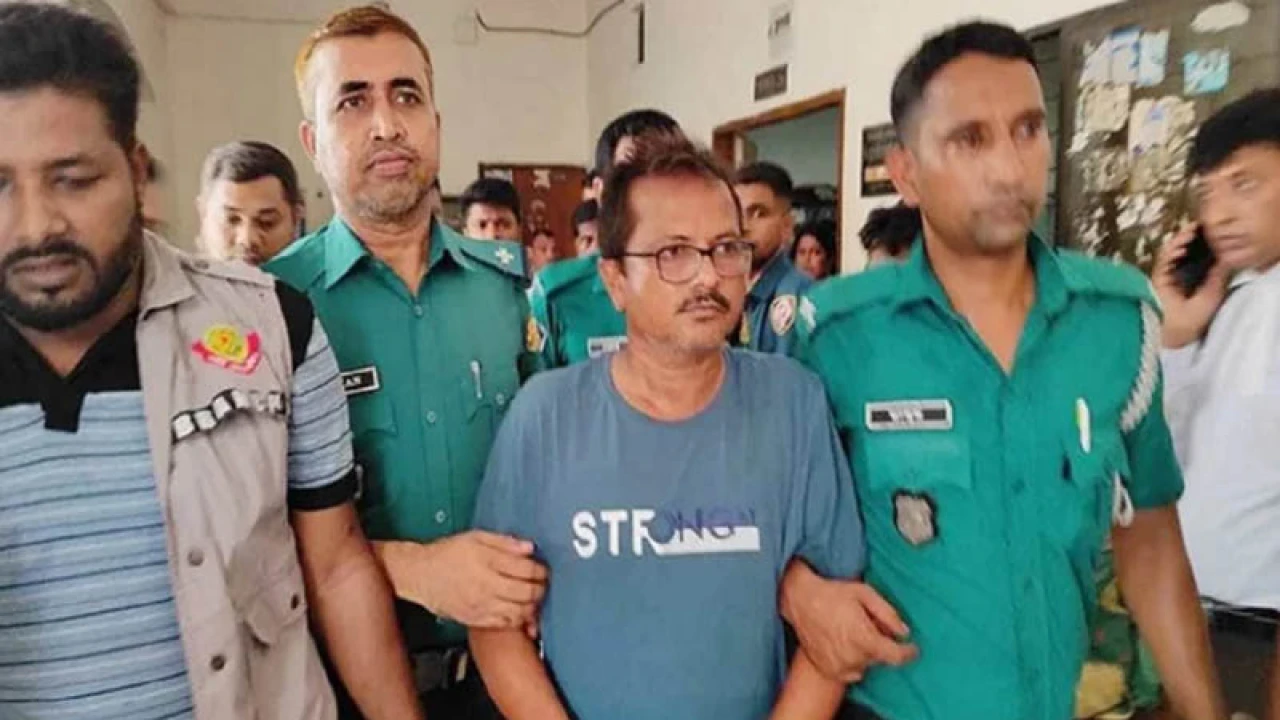 গ্যাস বাবুর মোবাইল ফোন উদ্ধারে ঢাকা থেকে ঝিনাইদহে যাচ্ছে ডিবি