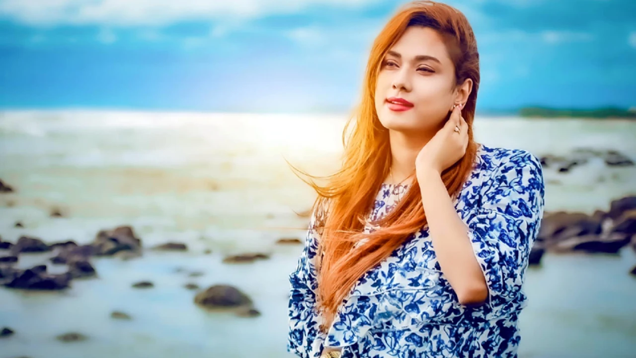 হতাশ চিত্রনায়িকা ববি