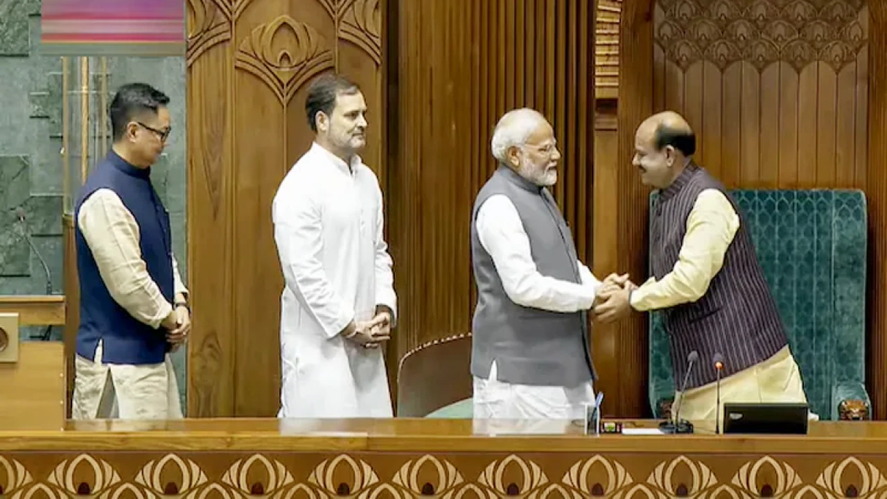 ভারতে স্পিকার নির্বাচিত হলেন ওম বিড়লা, মোদি-রাহুলের অভিনন্দন