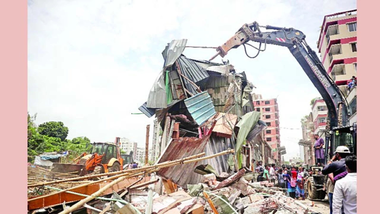 গুঁড়িয়ে দেওয়া হলো সাদিক অ্যাগ্রো