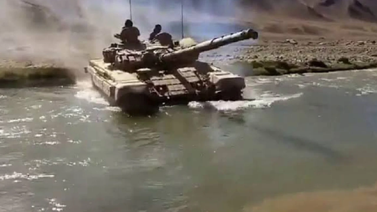 পানির স্রোতে ভেসে গেল ভারতীয় ট্যাংক, নিহত ৫